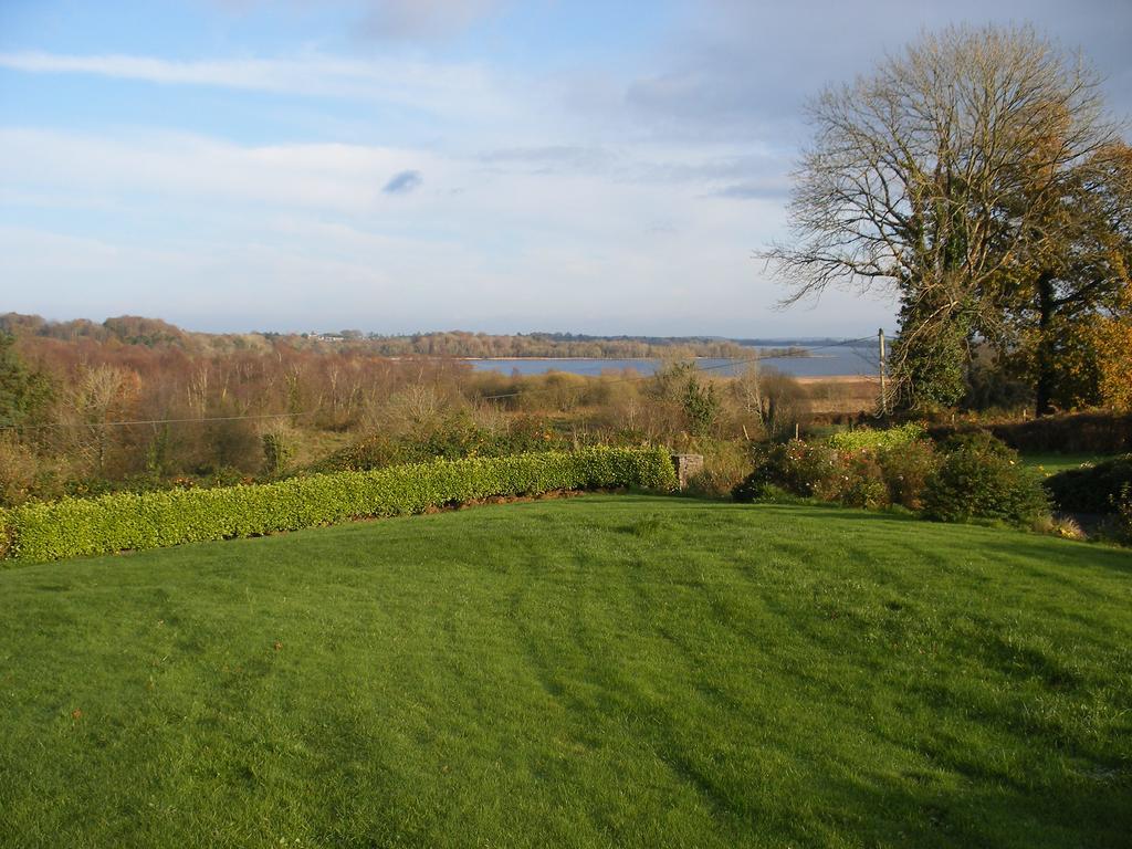 Mountshannon Cottage Екстериор снимка